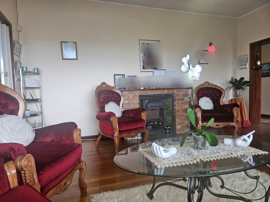 4 Bedroom Property for Sale in Berea Eastern Cape